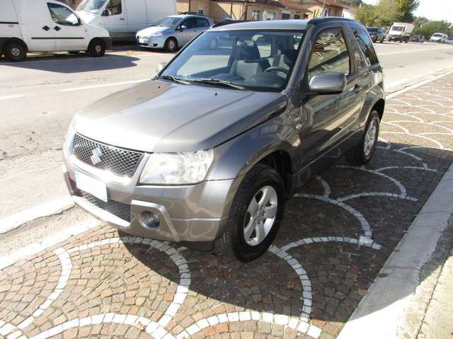 Suzuki Grand Vitara 3p 1.9 ddis garantita non incidentata