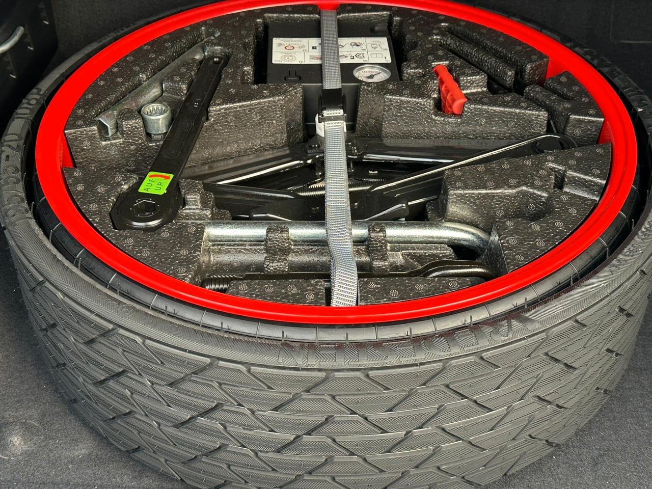 PORSCHE CAYENNE COUPE 3.0 V6 340CV IVA UNIPRO BOOK SERVICE