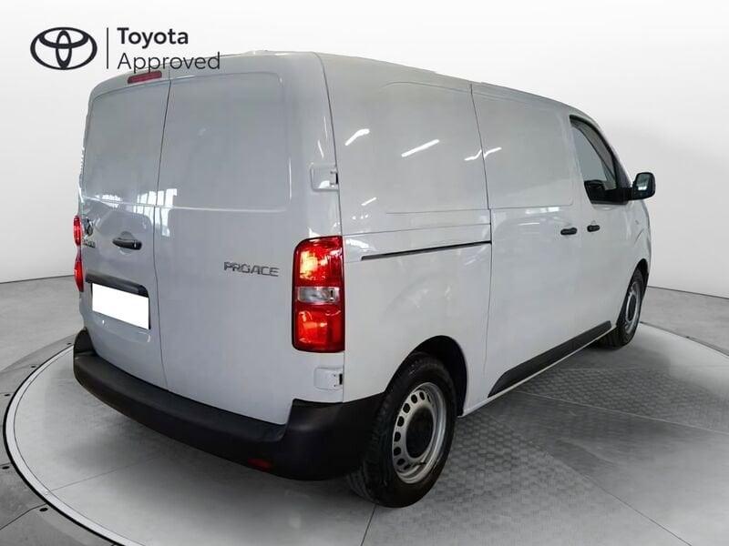 Toyota Proace 1.5d 120 CV S&S 10q 4p Medium Comfort