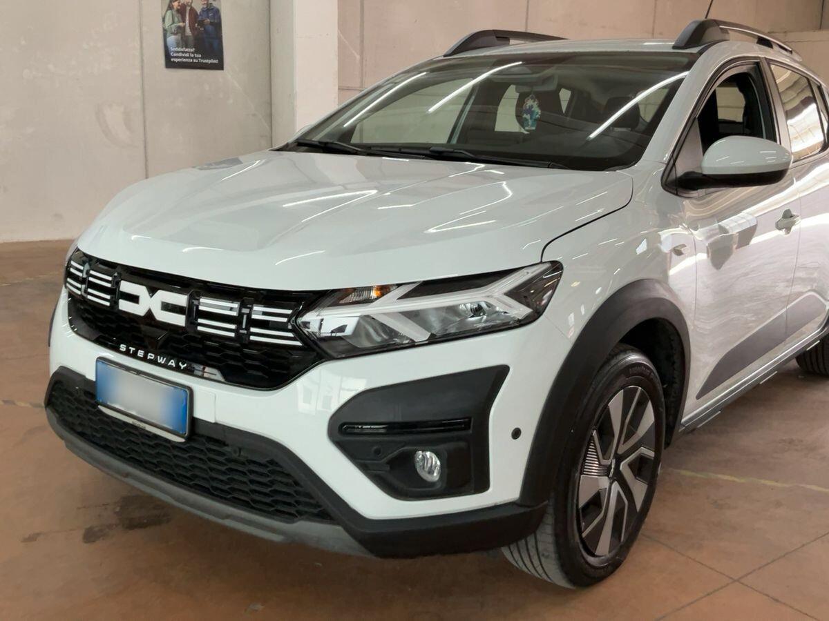 Auto in arrivo Dacia Sandero Stepway 1.0 TCe ECO-G Expression