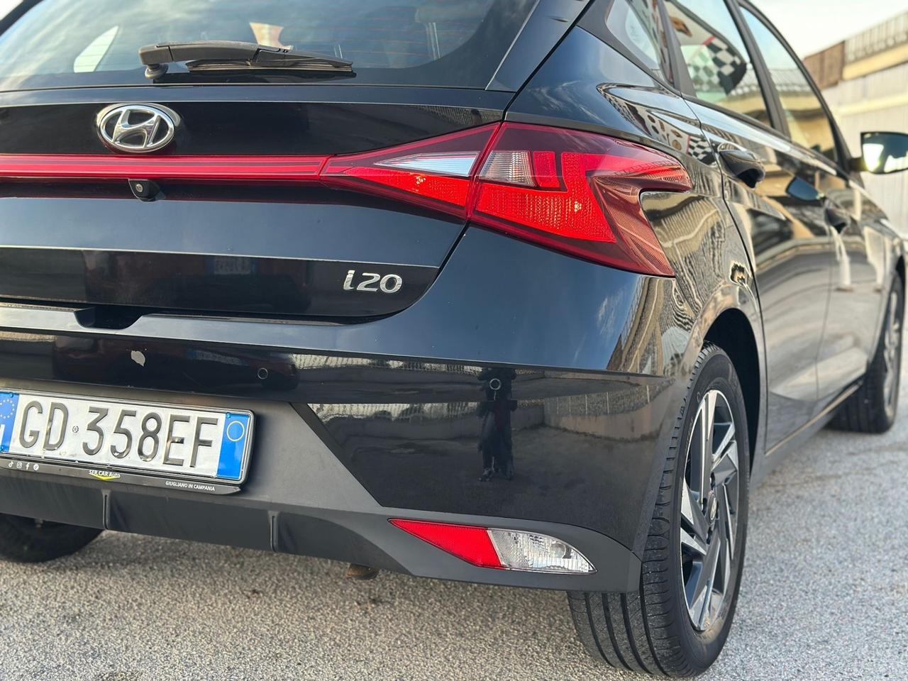 Hyundai i20 2020 1.2 84CV 5 Connectline STUPENDA
