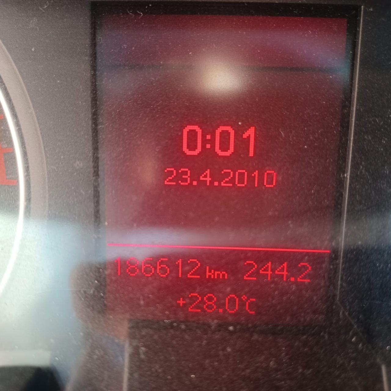 UNICO PRORIETARIO AUDI A4 2.O TDI GARANZIA 1 2MESI