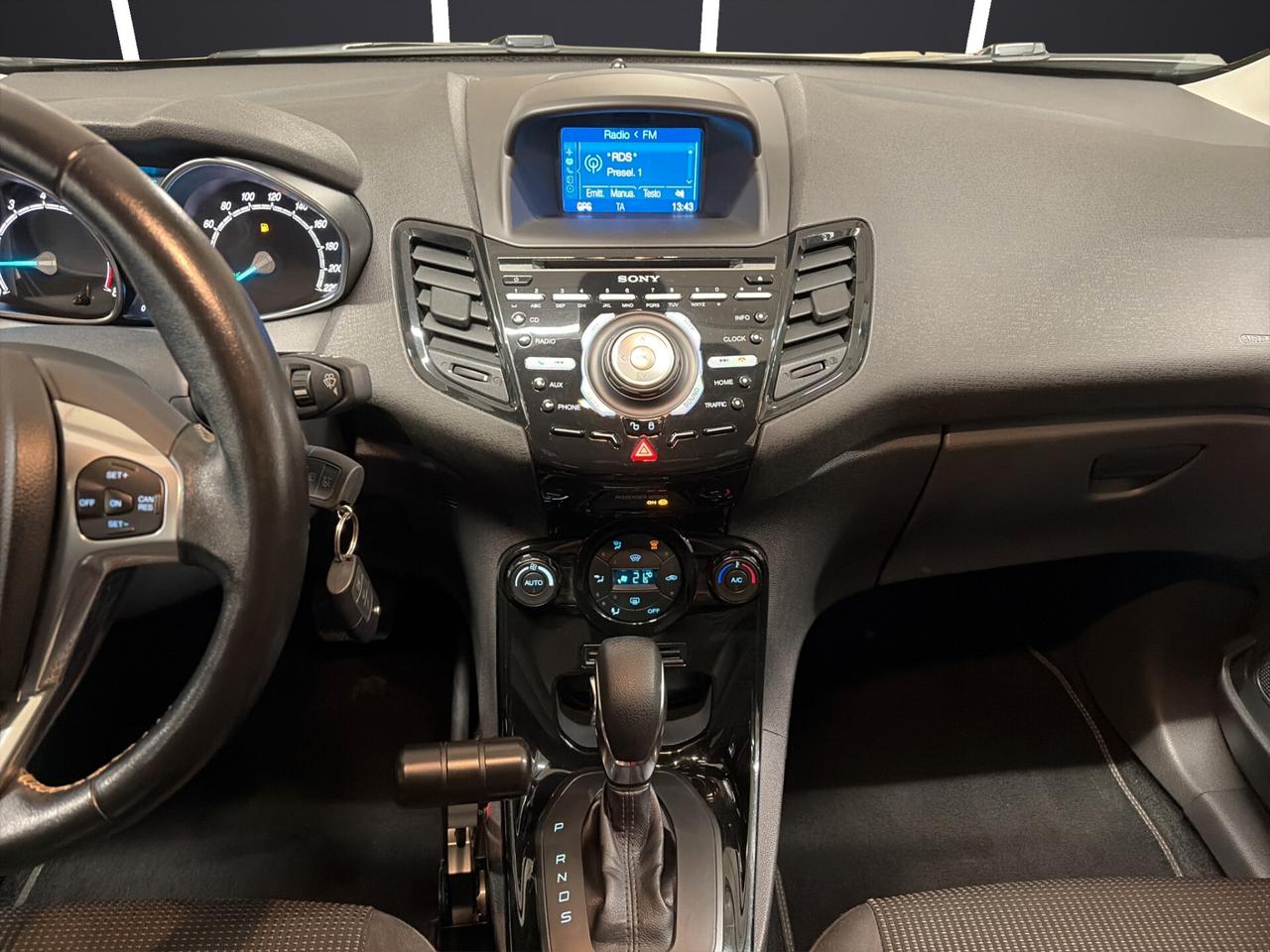 Ford Fiesta 1.0 100CV HandyTech Titanium