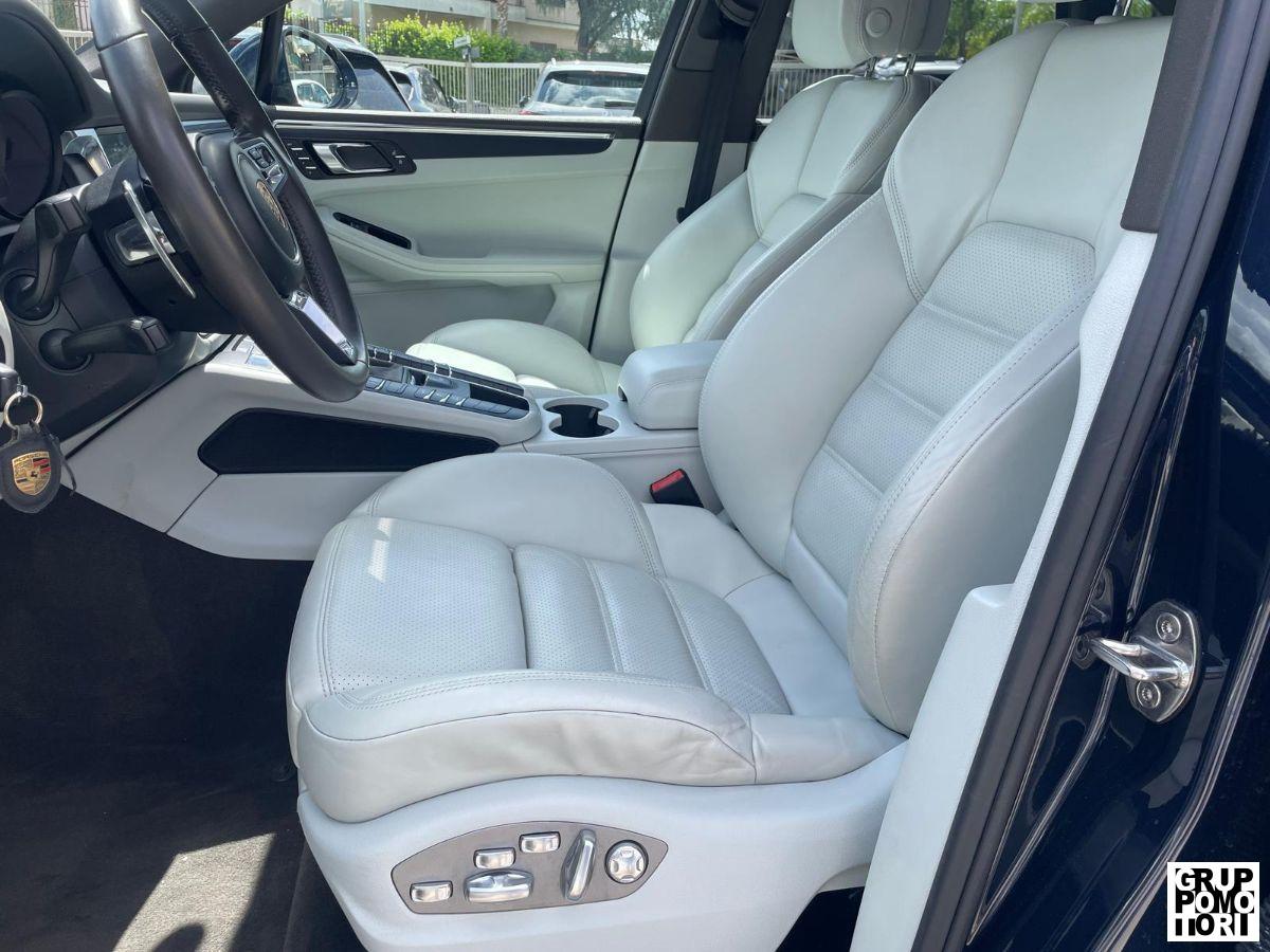 PORSCHE - Macan - 2.0