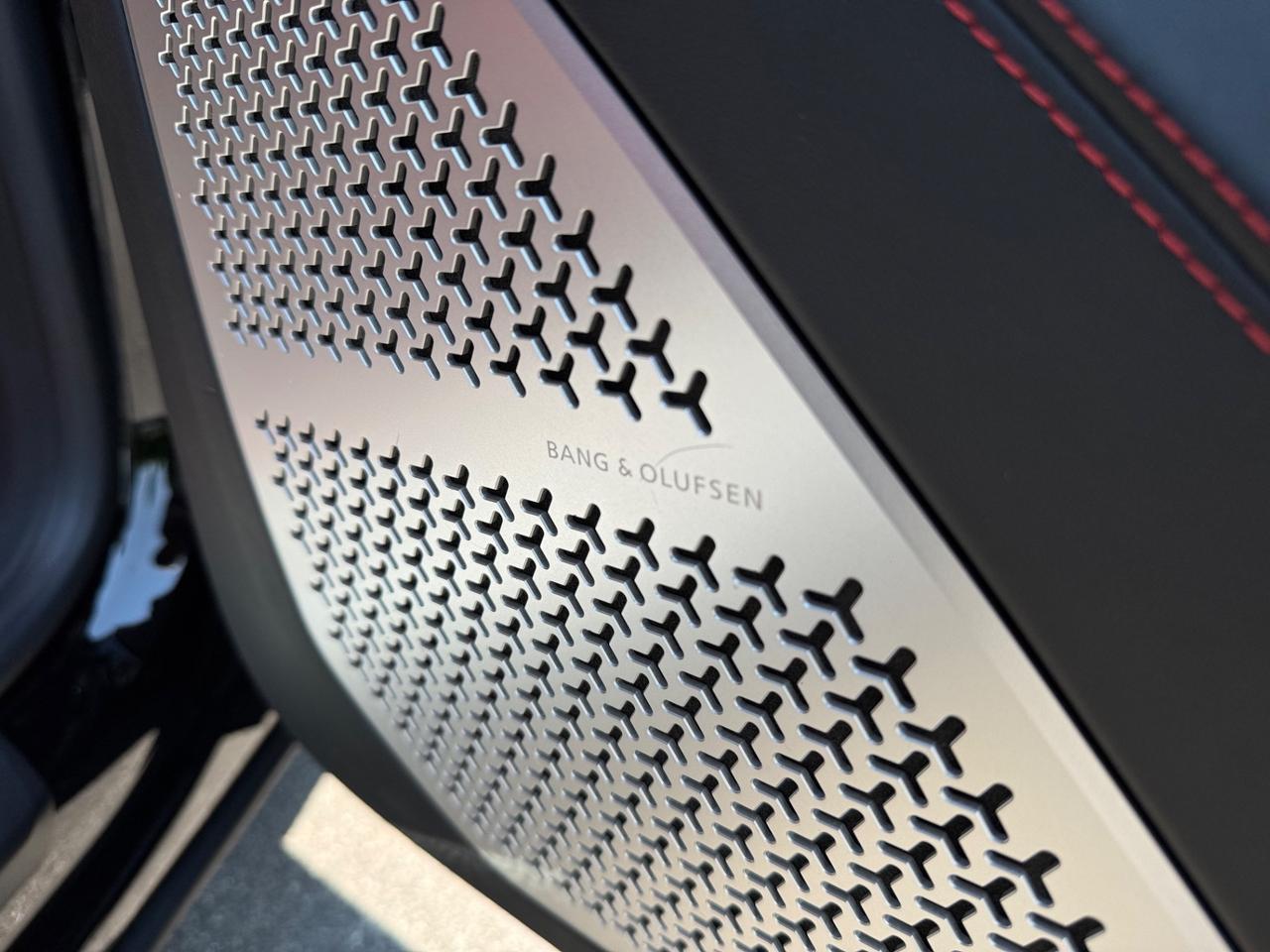Lamborghini Urus 4.0 V8 650cv Total Black Permute