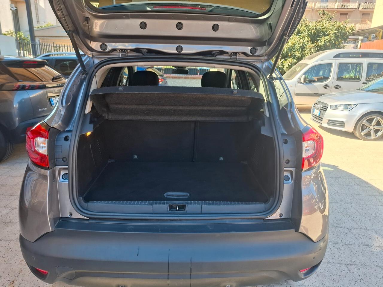 Renault Captur - 1.5 Dinamiche | Navigazione | Accesso/avviamento senza chiave | Climatizzatore