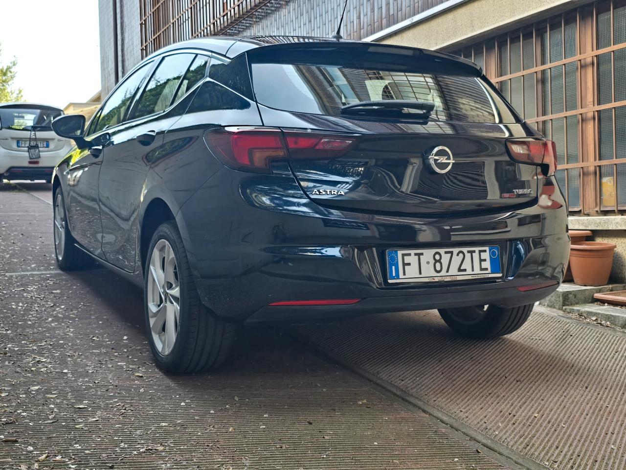 Opel Astra 1.4 Turbo 150CV Start&Stop aut. 5 porte Dynamic