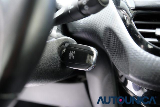 PEUGEOT 208 BENZINA PURETECH 82CV ALLURE STOP&START 5 PORTE