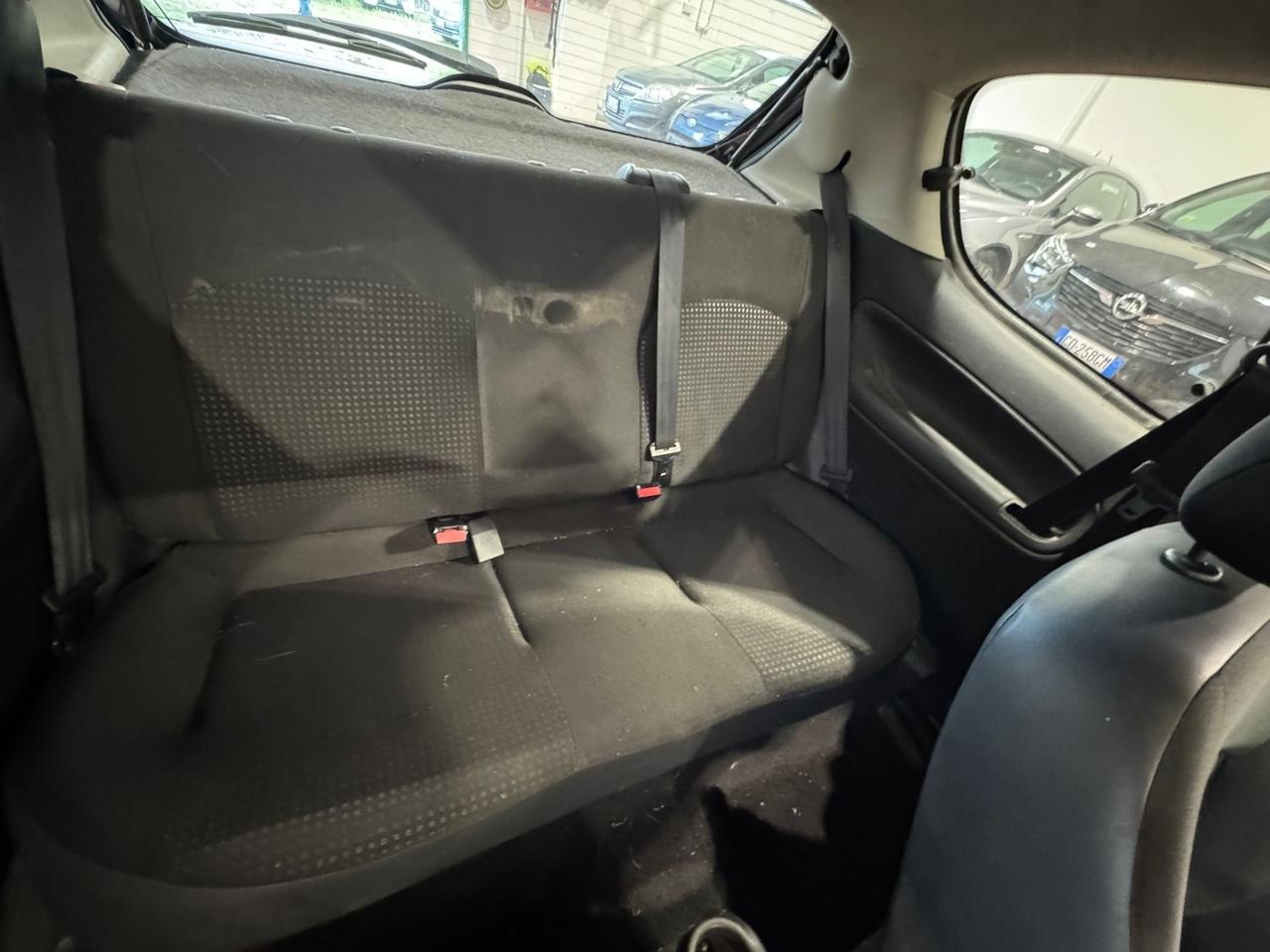 Peugeot 206 Plus 1.1 60CV 3p. Urban SI NEOPATENTATI