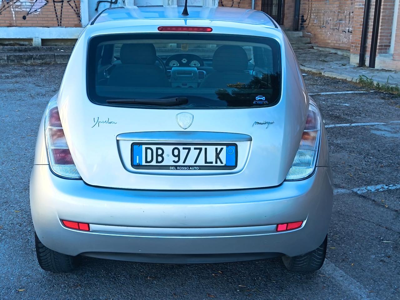 Lancia Ypsilon 1.3 MJT 75 CV NEOPATENTATI