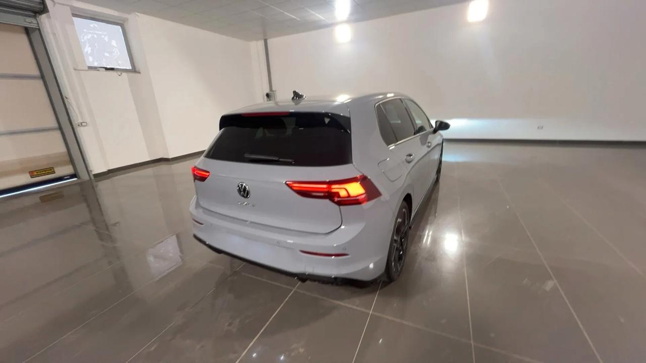 Volkswagen Golf 2.0 TDI 150 CV DSG SCR R-Line
