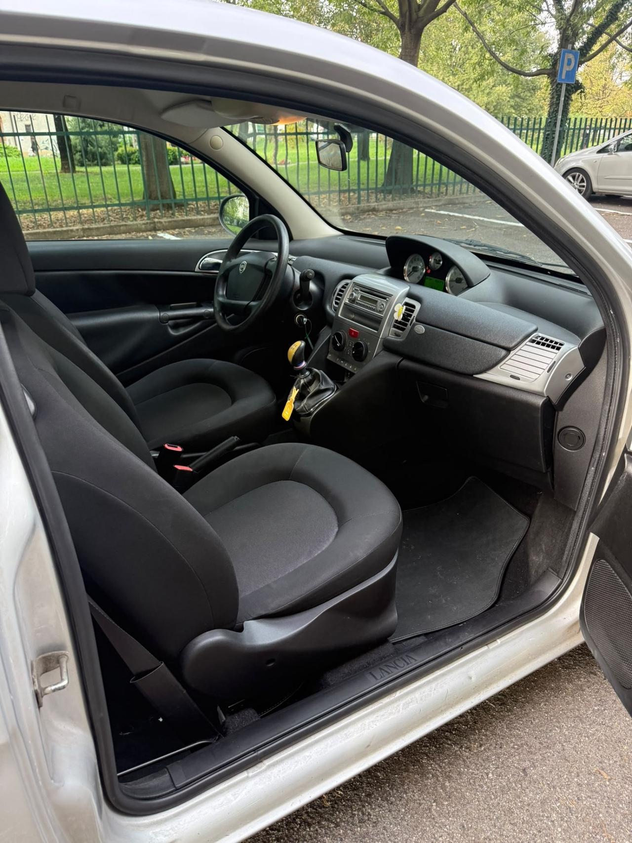 Lancia Ypsilon 1.2 69 CV Elle