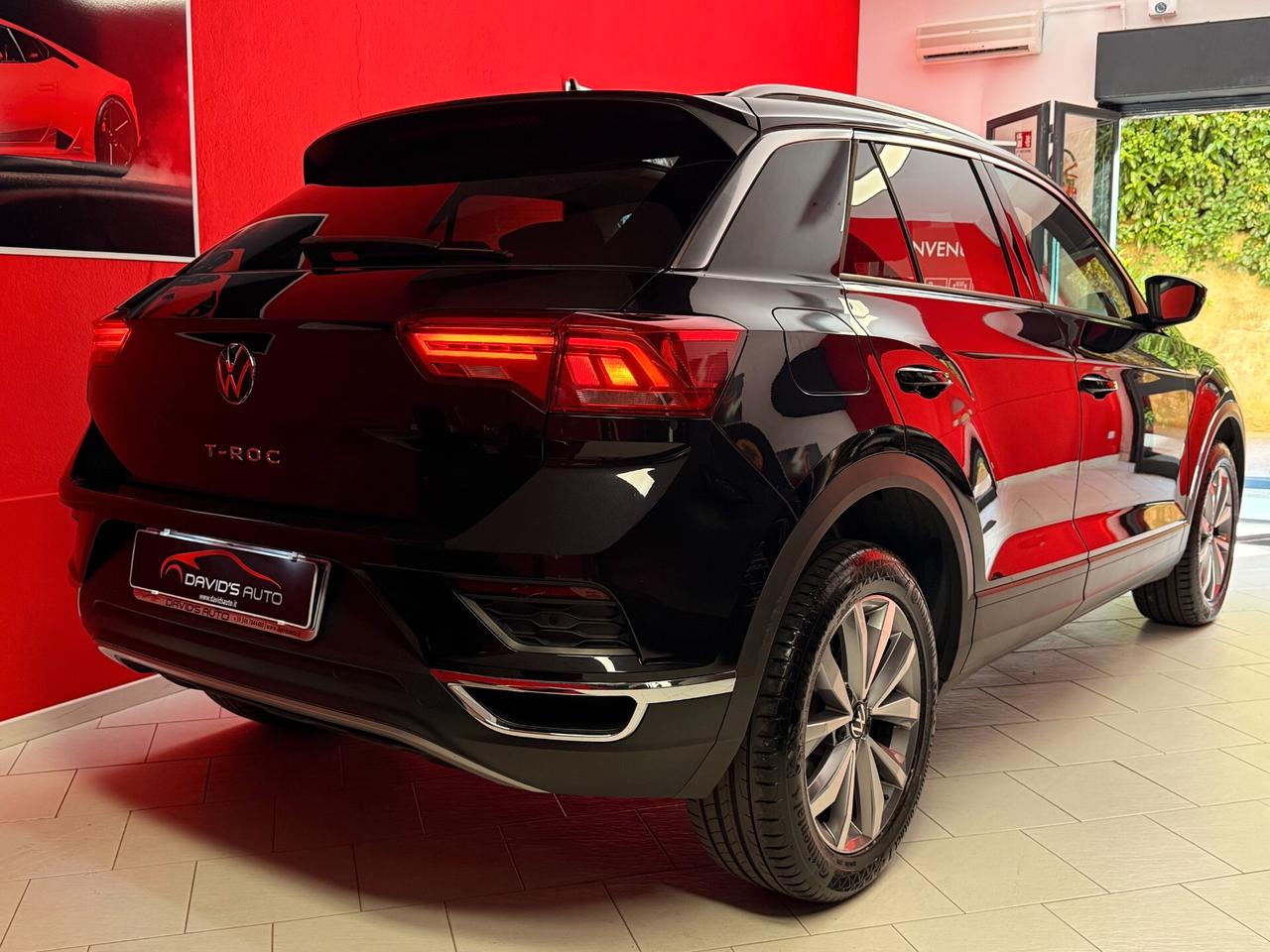 Volkswagen T-Roc 2.0 TDI SCR 150 CV DSG TETTO APRIBILE