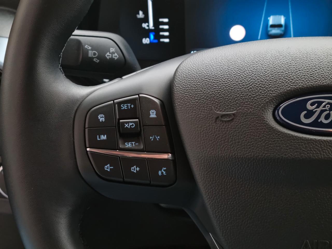 Ford Tourneo Courier 1.0 Autocarro prezzo + IVA