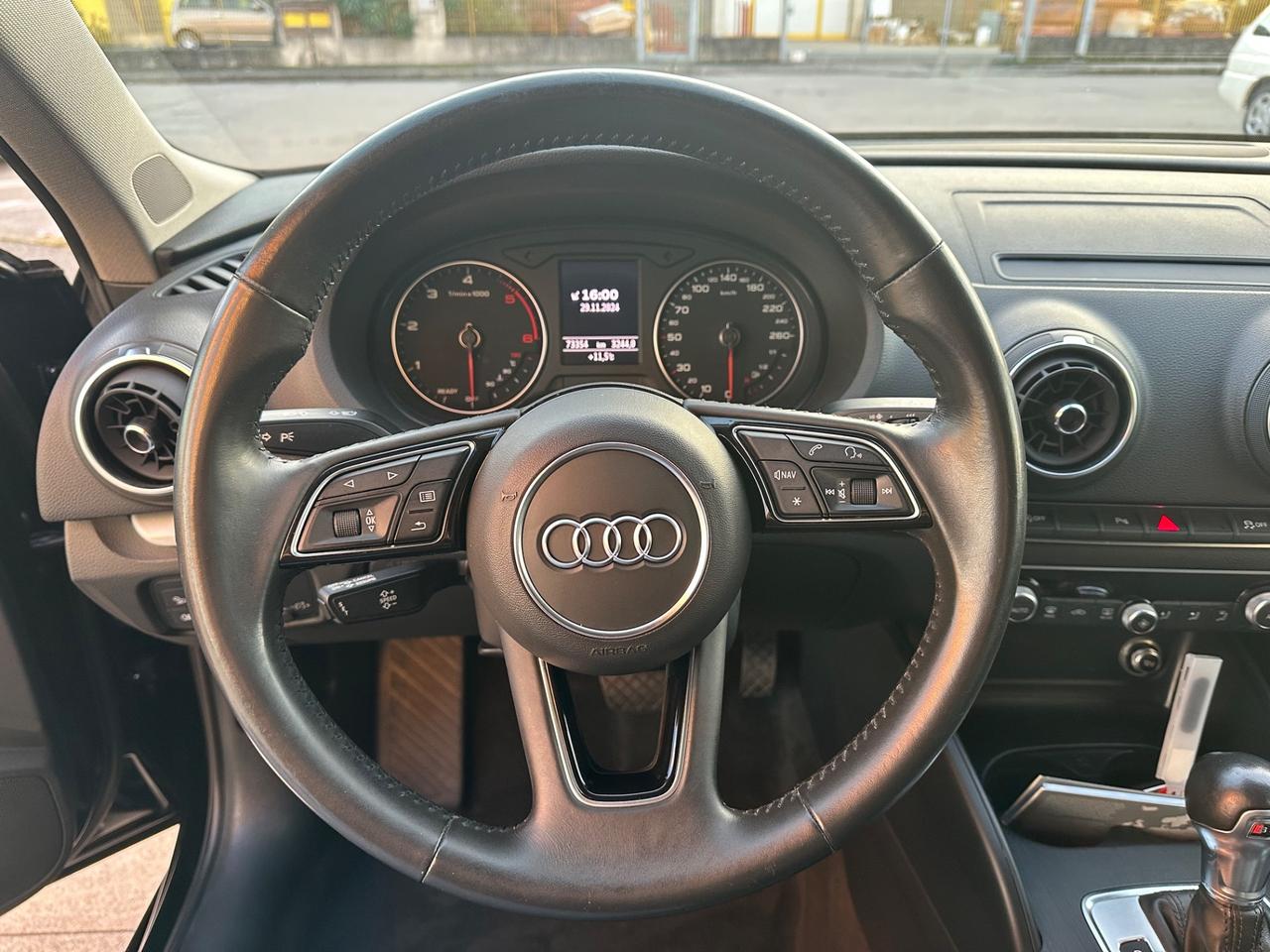 Audi A3 SPB 35 TDI S tronic Business