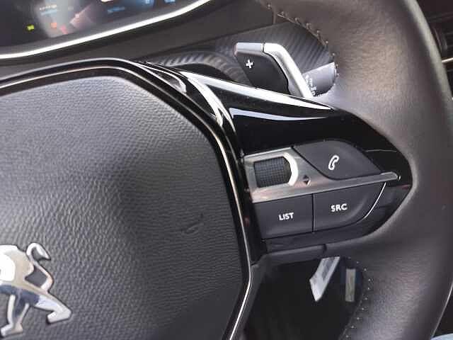 Peugeot 2008 PureTech 130 S&S EAT8 Allure Pack
