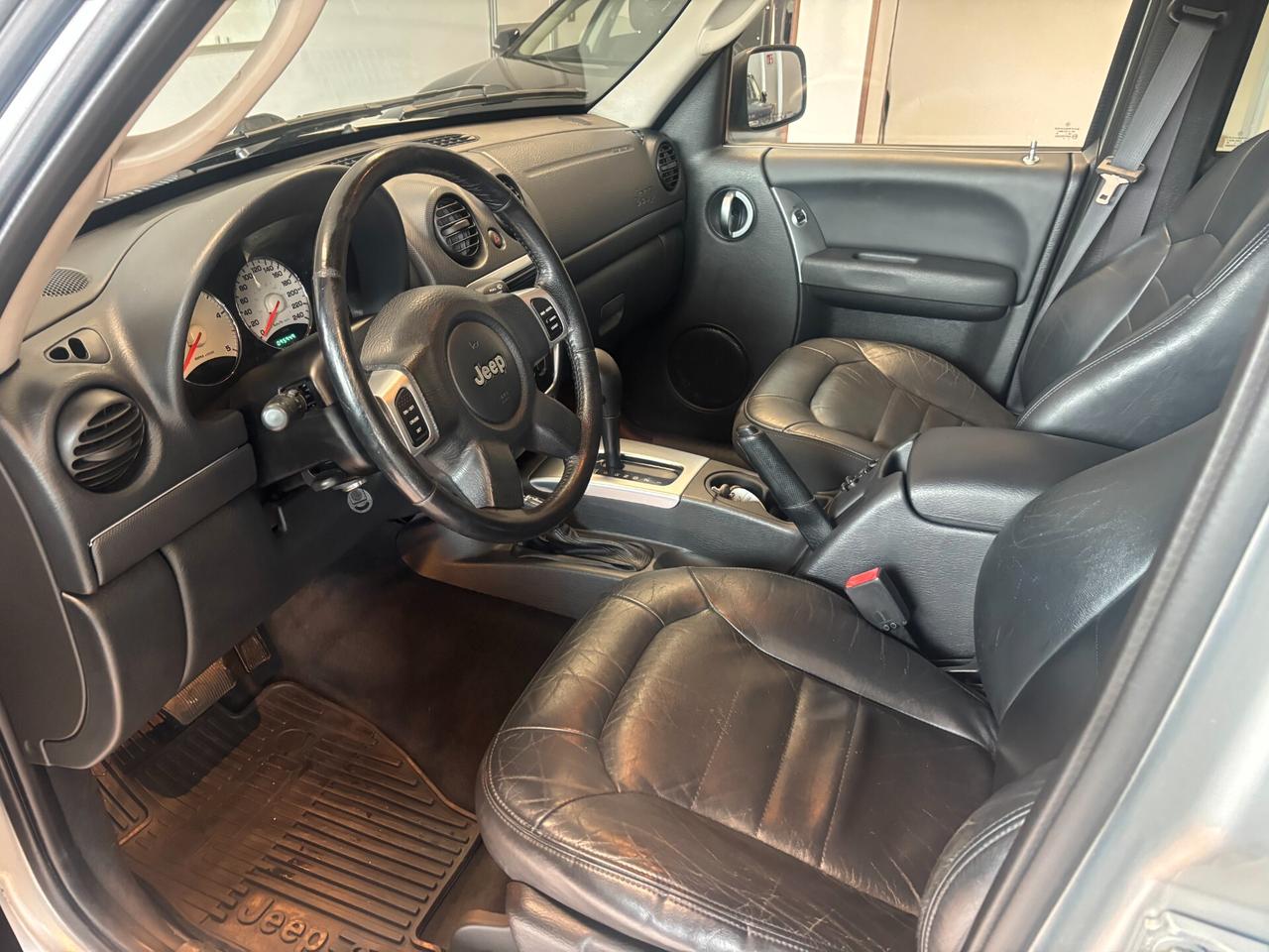 Jeep Cherokee 2.8 crd Limited auto*95000 KM CERTIFICATI*