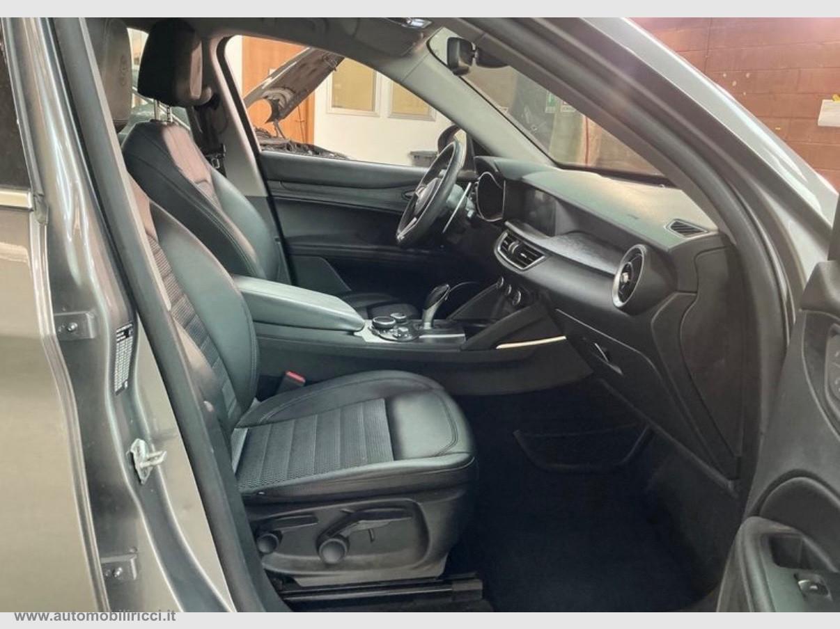 ALFA ROMEO Stelvio 2.2 T.diesel 210 CV AT8 Q4 Super