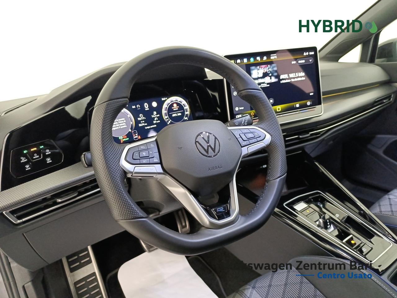 Volkswagen Golf 1.5 etsi r-line 150cv dsg