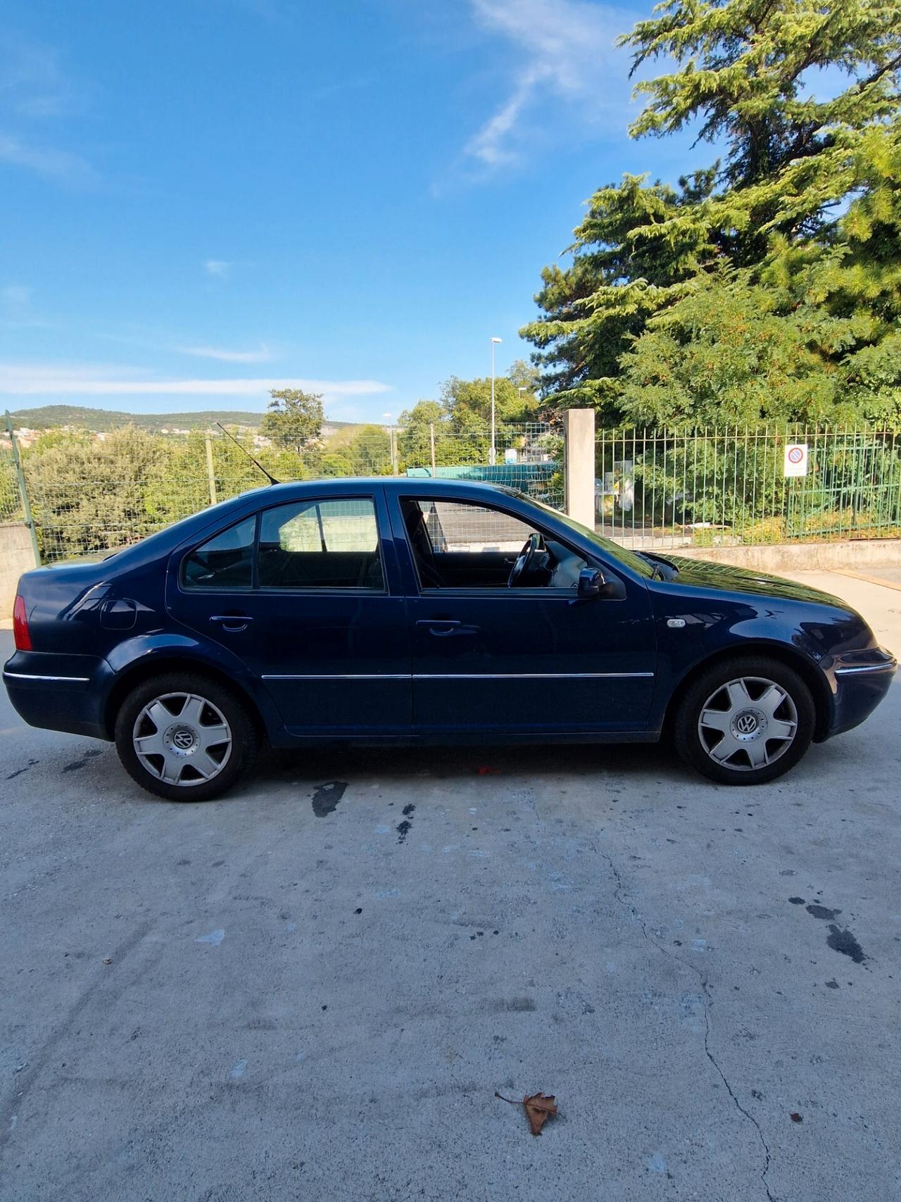 Volkswagen Bora 1.6 16V Benz - 105CV