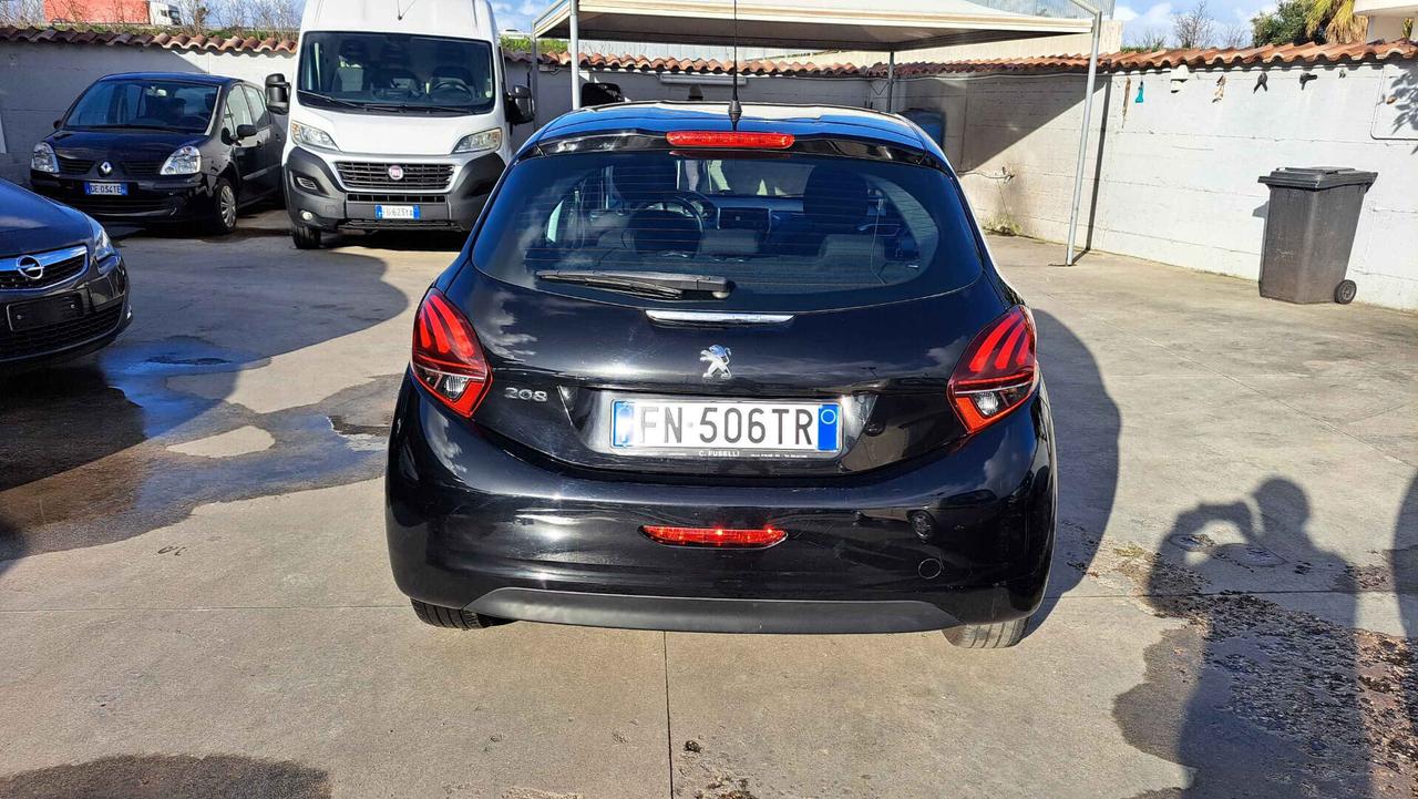 Peugeot 208 PureTech 82 Allure