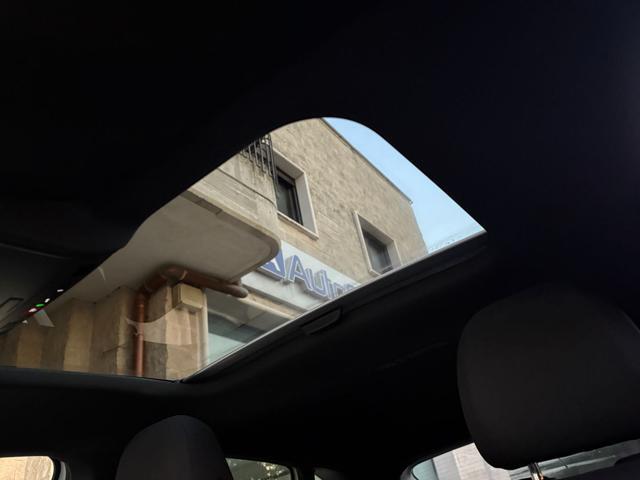 VOLKSWAGEN Taigo 1.0 TSI 116 CV DSG R-Line TETTO APR/PAN