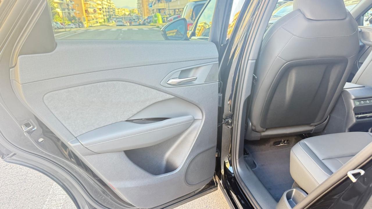 Audi Q3 SPB 35 TDI S tronic line edition MATRIX TETTO APRIBILE PACCHETTO AMBIENTE KAMERA 360 PELLE PDC