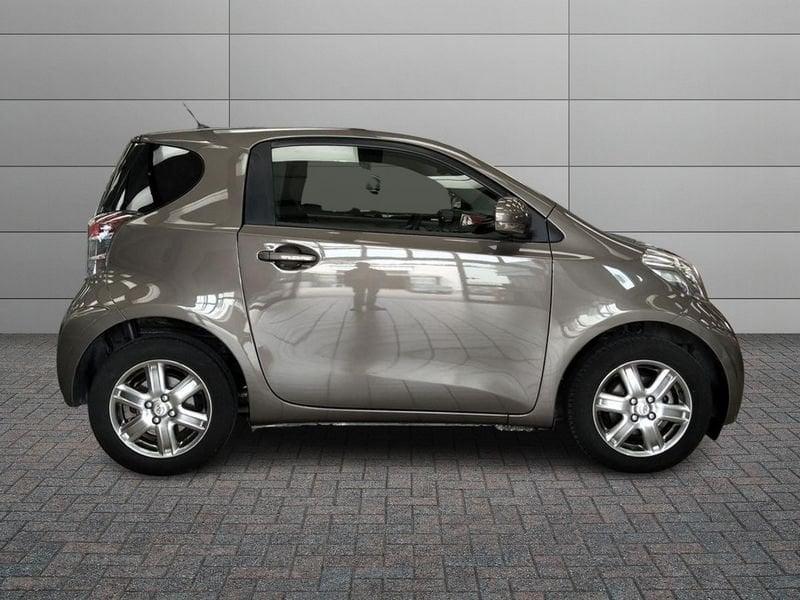 Toyota iQ 1.0 VVT-i Lounge CVT