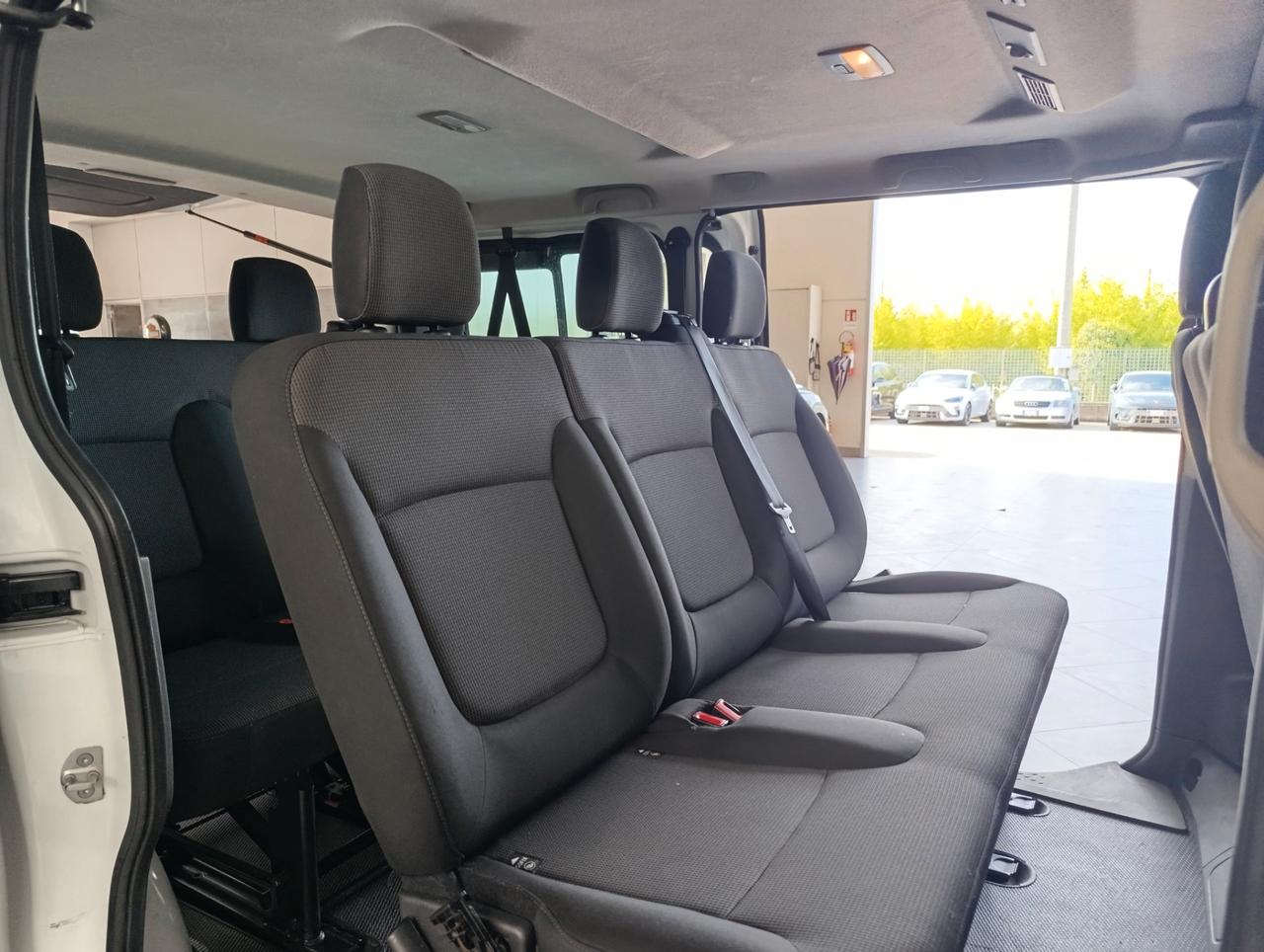 NISSAN Primastar bus 2.0 dci 110cv S&S L1H1 9p.ti