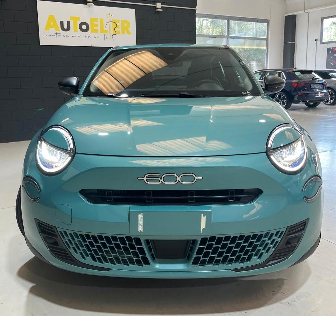 Fiat 600 Hybrid 110 CV DCT MHEV