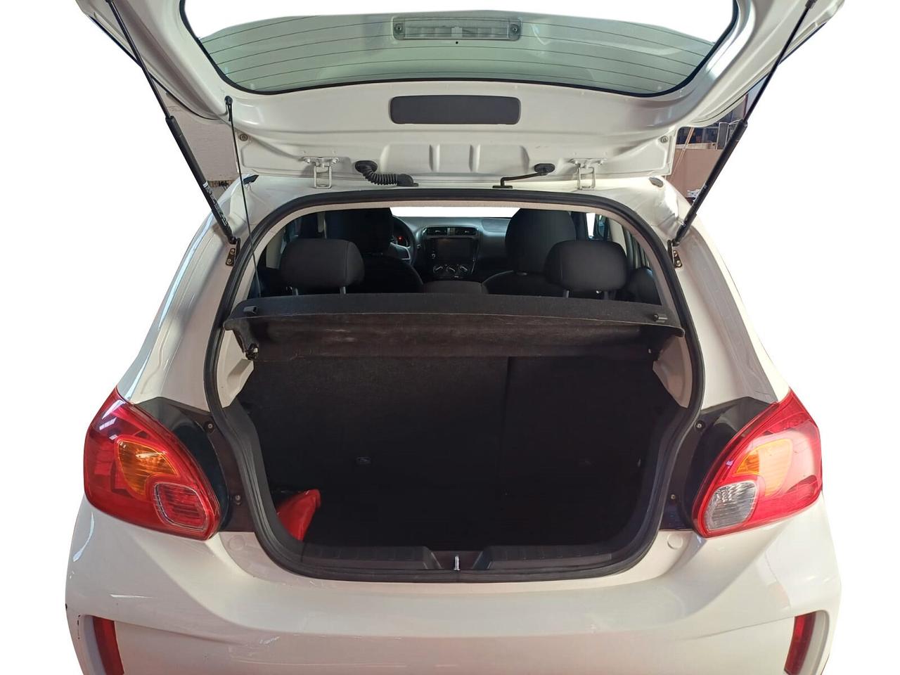 Mitsubishi Space Star 1.2 Invite SDA | da €171,50 al mese