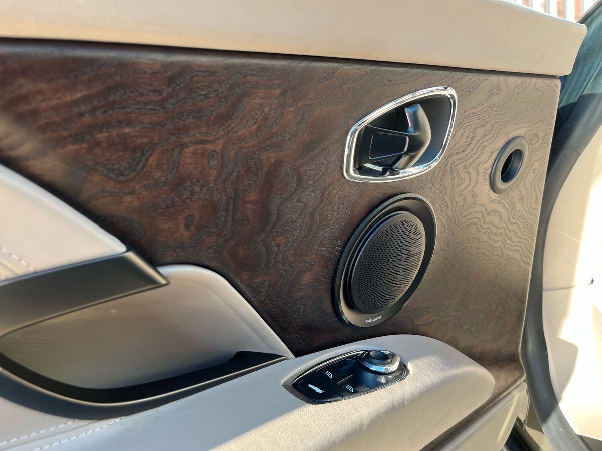 ASTON MARTIN DB11 Coupe 5.2 V12 Launch Edition auto