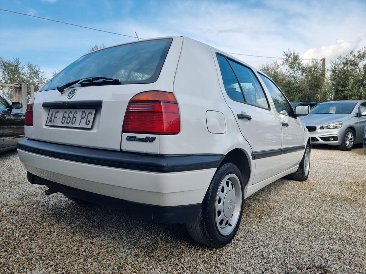 Volkswagen Golf 1.6 ROLLING STONE EDITION