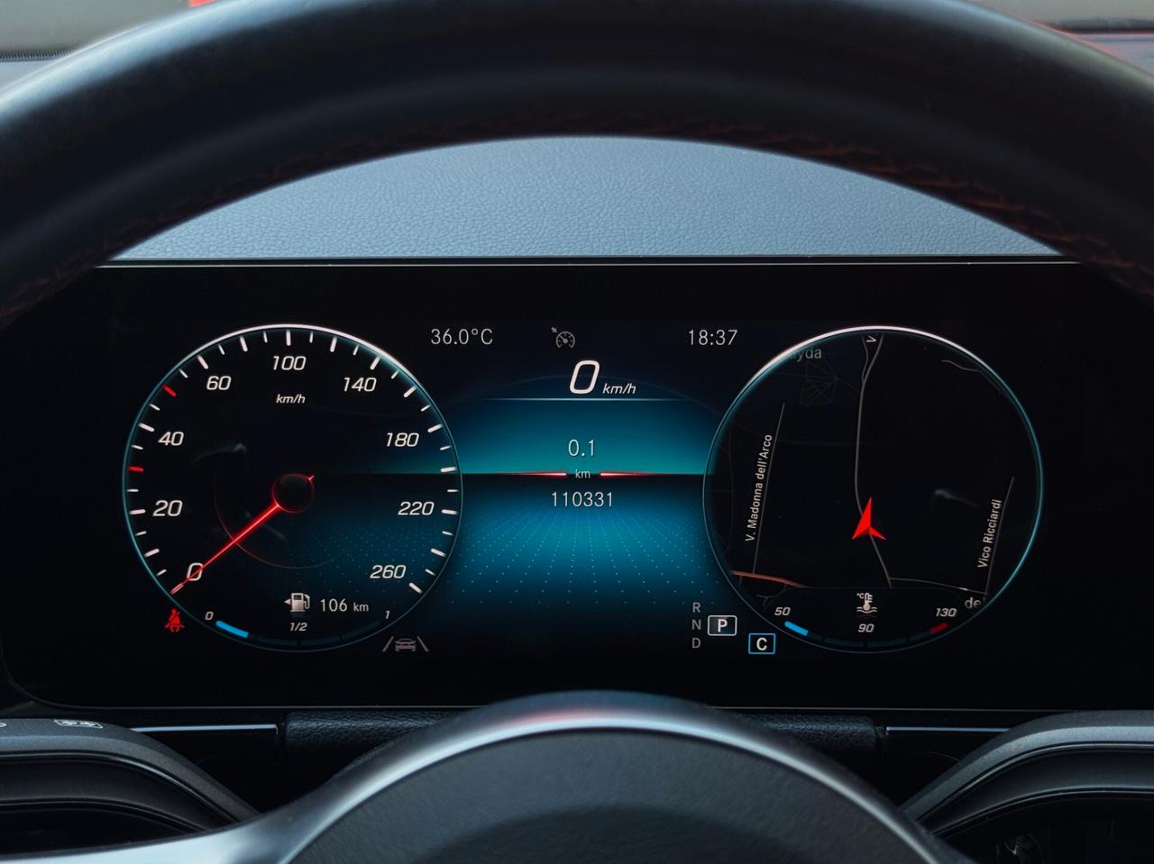 Mercedes-Benz GLA 200 d Premium Plus AMG TETTO