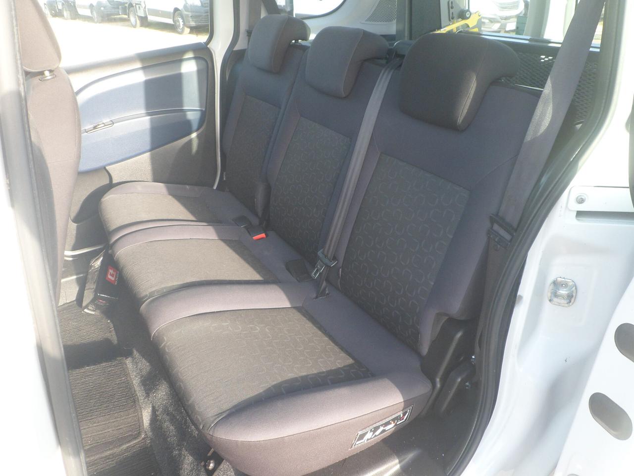 Fiat Doblo 5 posti trasporto disabili