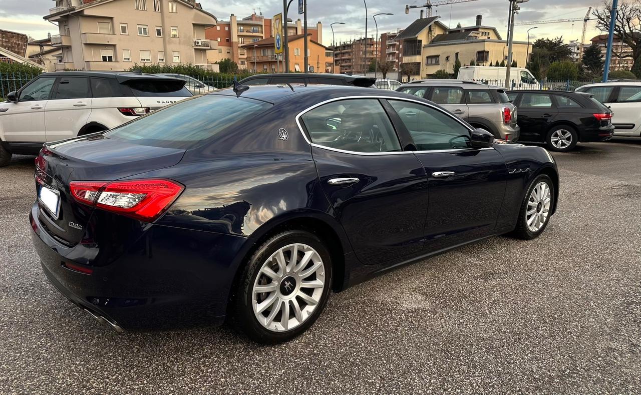 Maserati Ghibli V6 Diesel 275 CV Gransport