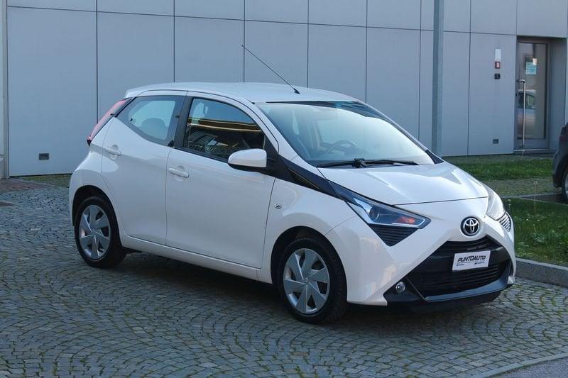 Toyota Aygo 1.0 VVT-i 72 CV 5p. x-business