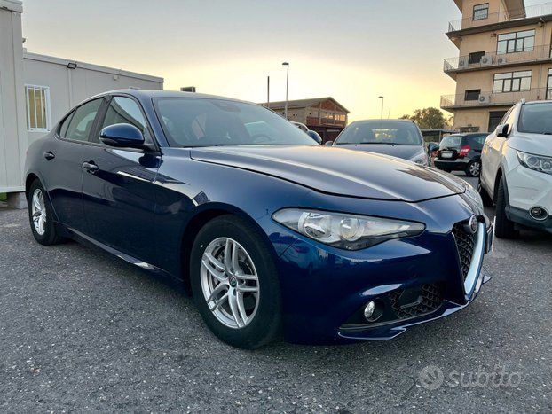 Alfa Romeo Giulia 2.2 Turbodiesel 150 Cv At8 Business