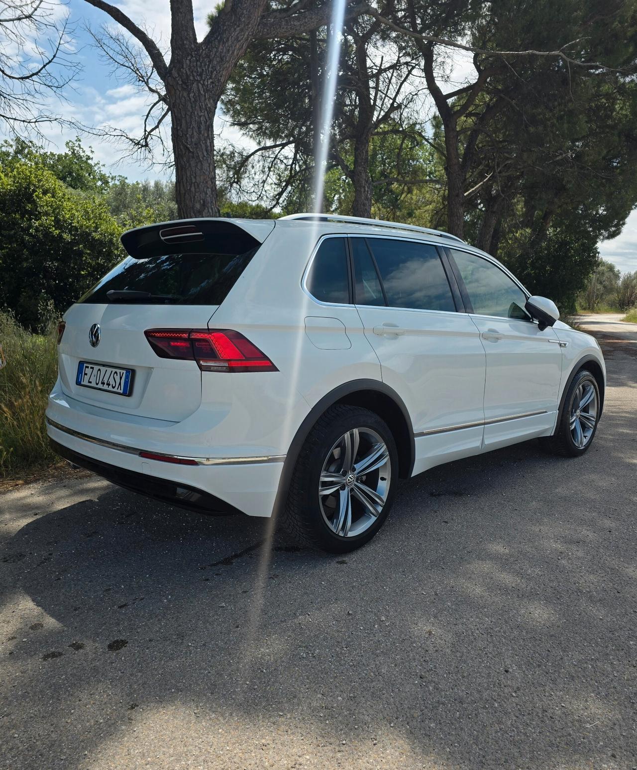 Volkswagen Tiguan 2.0 TDI R-Line