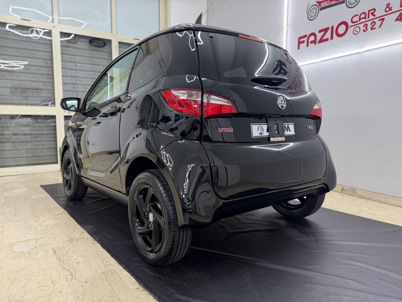 Aixam City Total Black