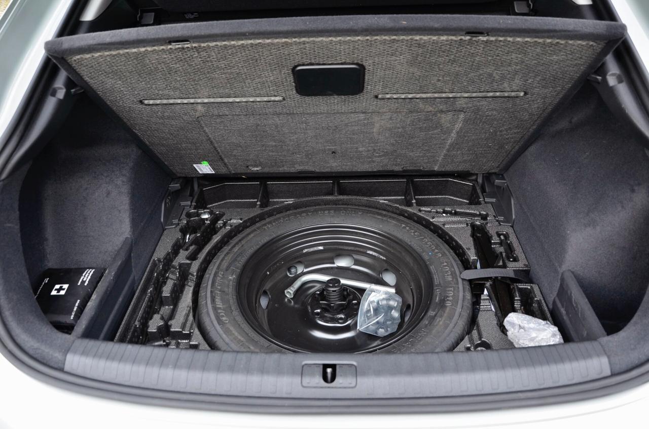 AUDI Q3 SPB 2.0 TDI S-LINE EDITION QUATTRO 150cv S-TRONIC, UNICOPROPRIETARIO, GARANZIA AUDI 1/2028, SERVICE AUDI, UFF ITALIANA, ARGENTO RUGIADA, EURO 6D, FARI FULL LED, 19", PERMUTE