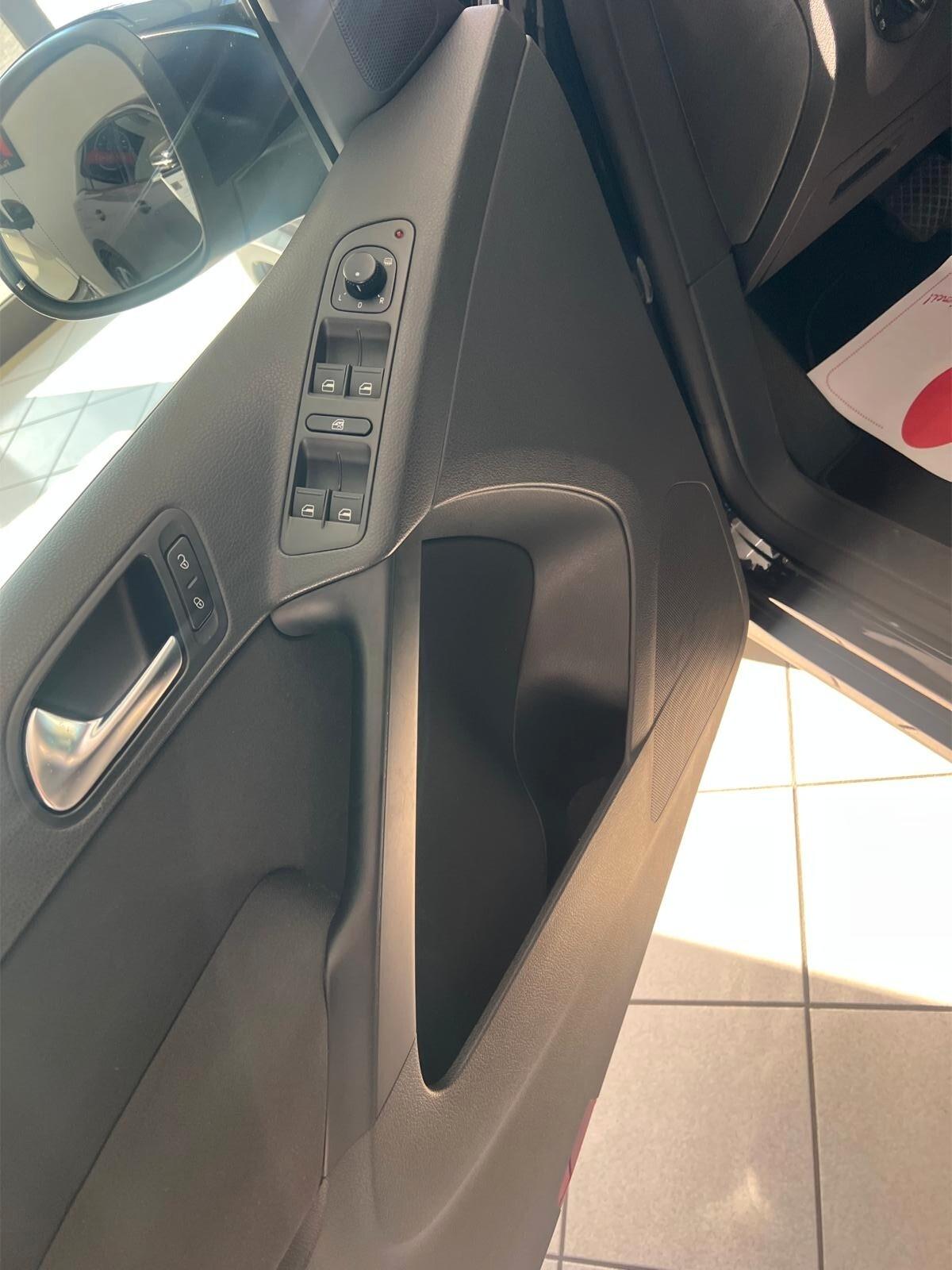 Volkswagen Tiguan 2.0 TDI DPF 4MOTION DSG Sport & Style