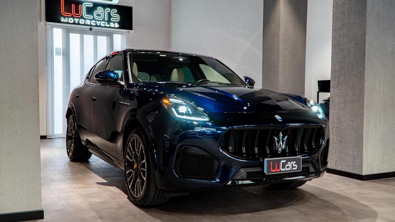 Maserati Grecale MHEV 330 CV AWD Modena