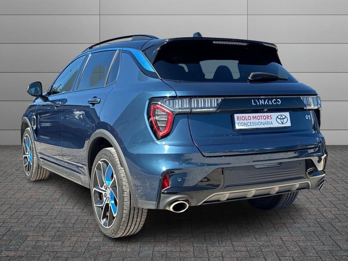 Lynk & Co 01 - 01 1.5 td phev auto