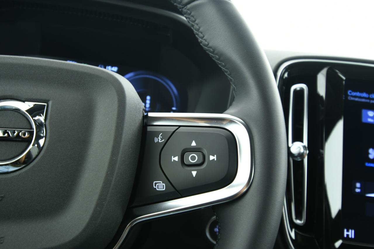 VOLVO XC40 1.5 t4 recharge phev Core auto NEOPATENTATI+APP CONNECT