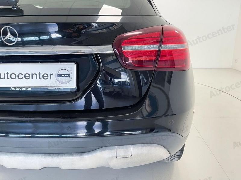 Mercedes-Benz GLA 200 d Premium auto