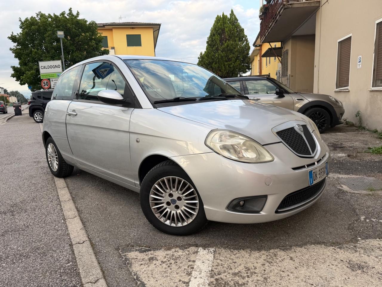 Lancia Ypsilon 1.2 Argento
