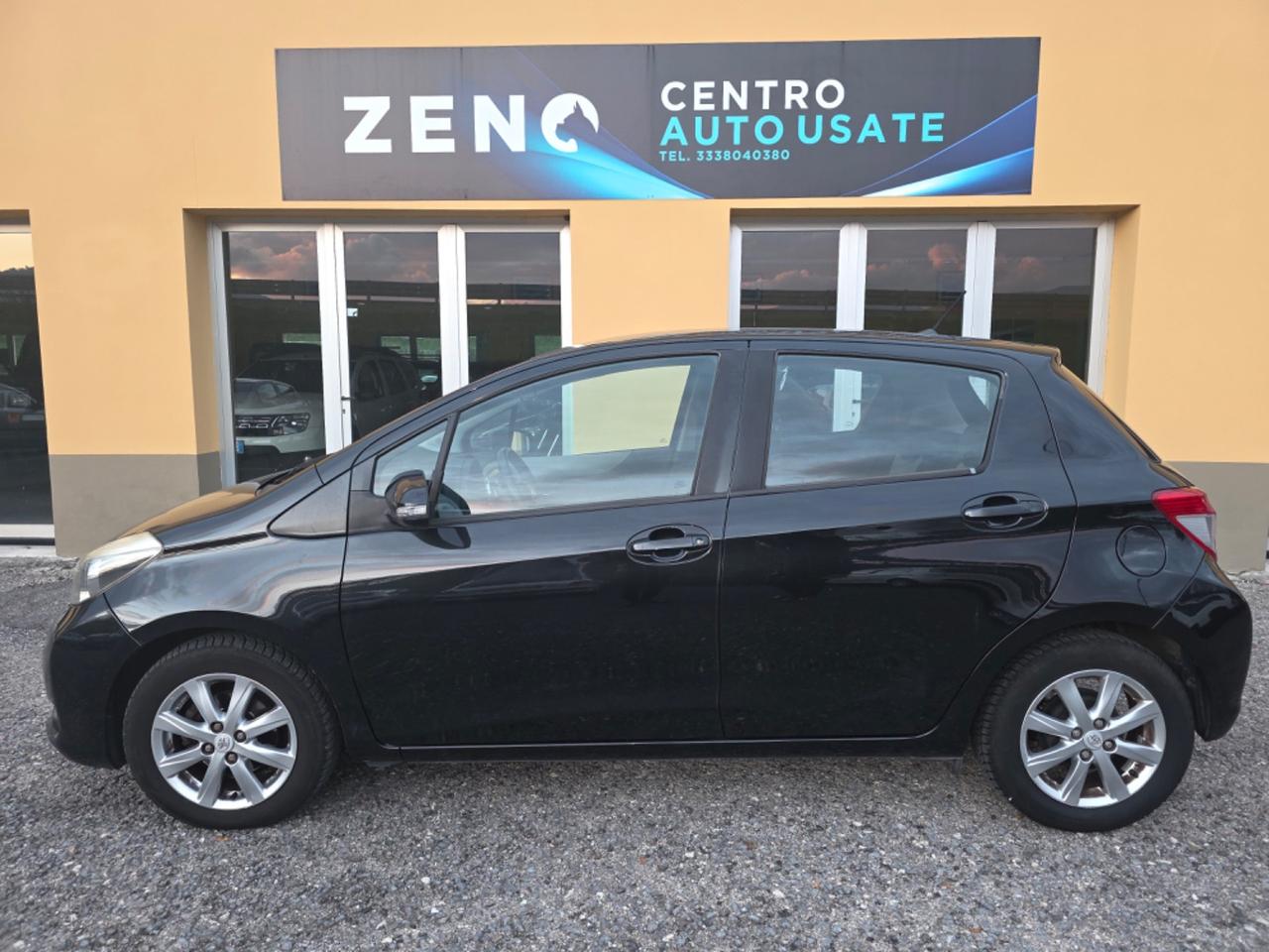 Toyota Yaris 1.4 D-4D 5 porte Lounge