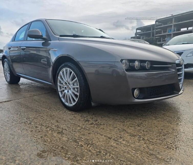 Alfa Romeo 159 1.9 JTDm 16V TI