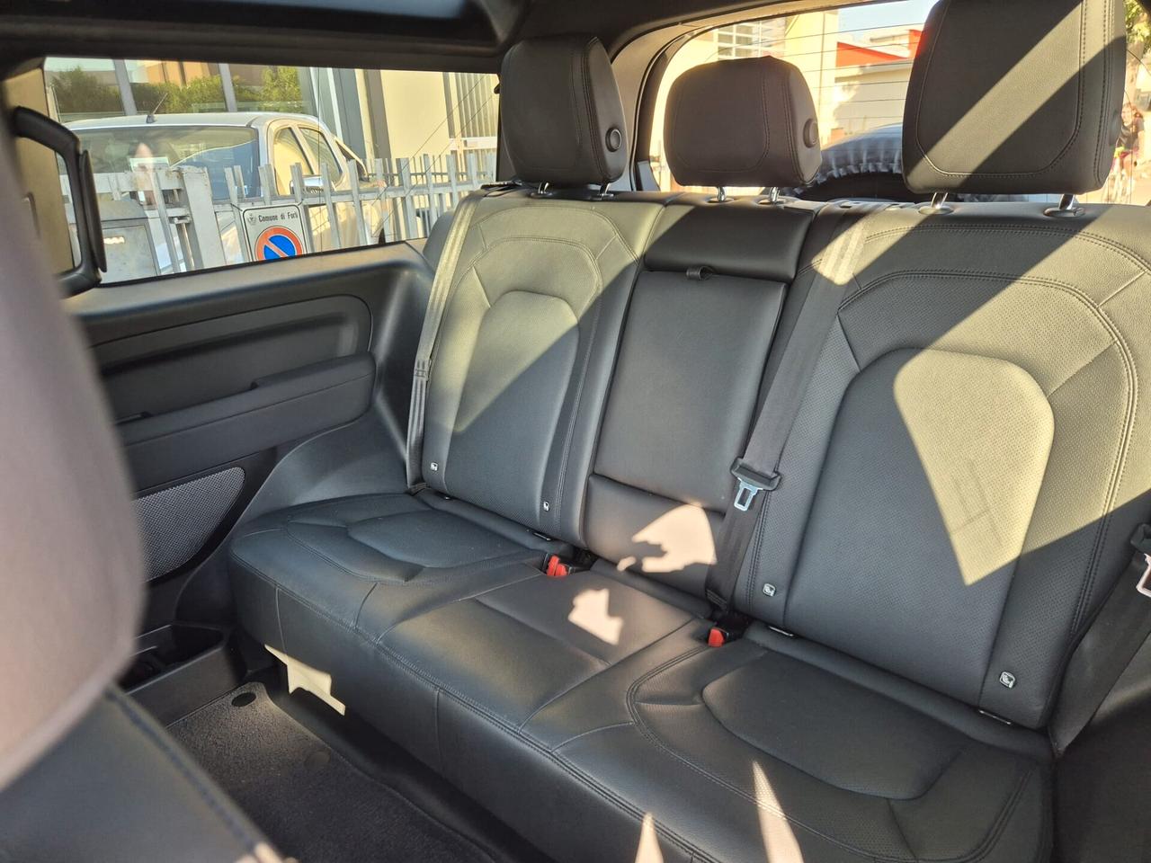 Land Rover Defender 90 3.0D I6 200 CV AWD Auto SE